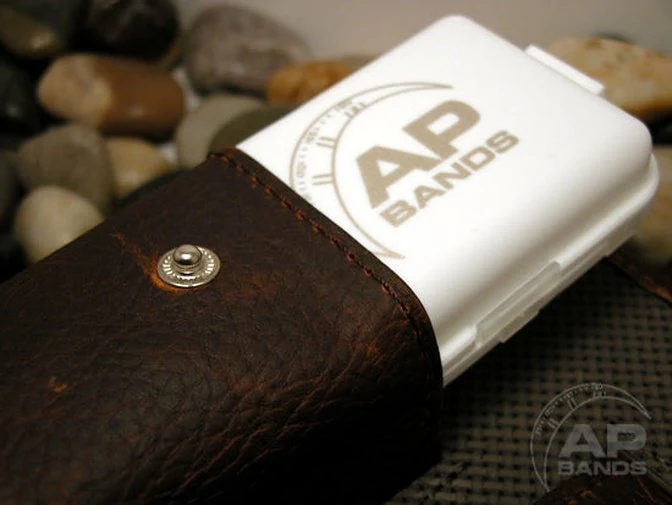 AP Bands Strap and Tool Carrying Storage Case In Oil Pull Up Brown Leather - Image 2
