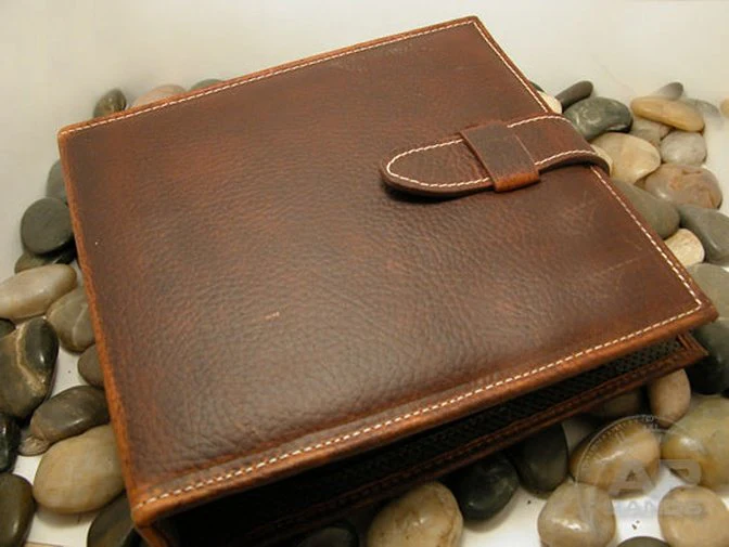 AP Bands Strap and Tool Carrying Storage Case In Oil Pull Up Brown Leather - Image 3