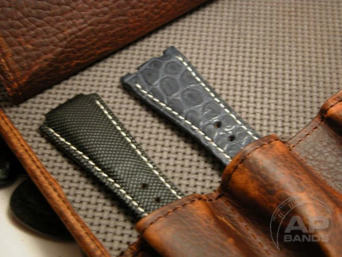 AP Bands Strap and Tool Carrying Storage Case In Oil Pull Up Brown Leather - Image 4