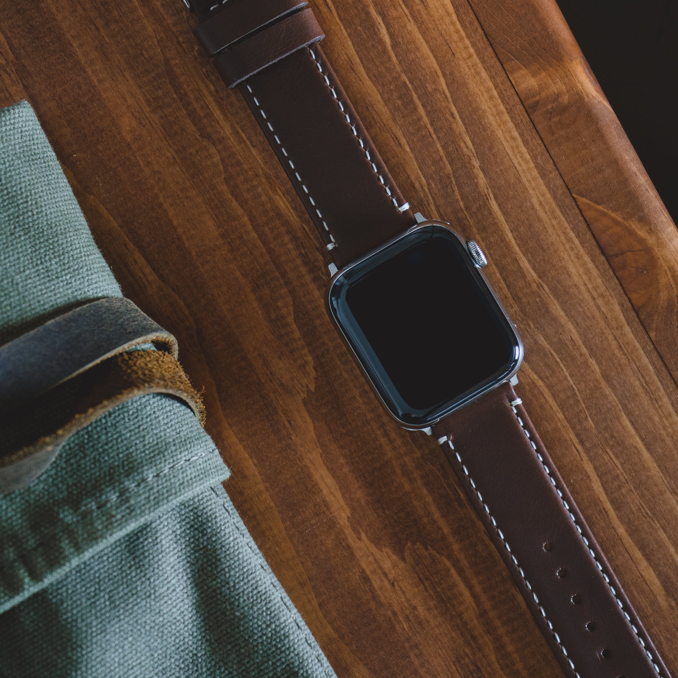 Apple Saddle Leather White Stitching Watch Band - Image 7