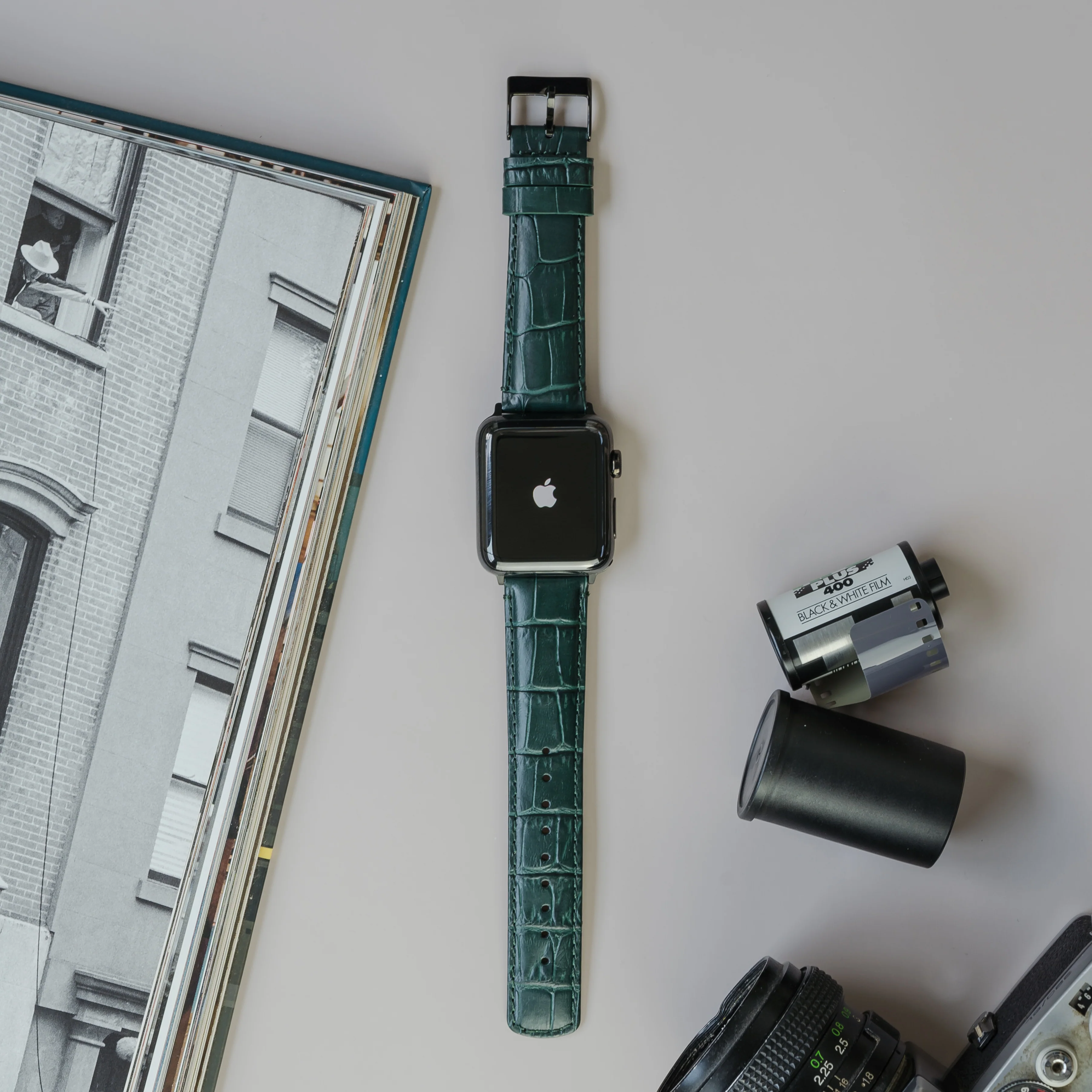 Apple Watch Forest Green Alligator Grain Leather Watch Band - Image 3