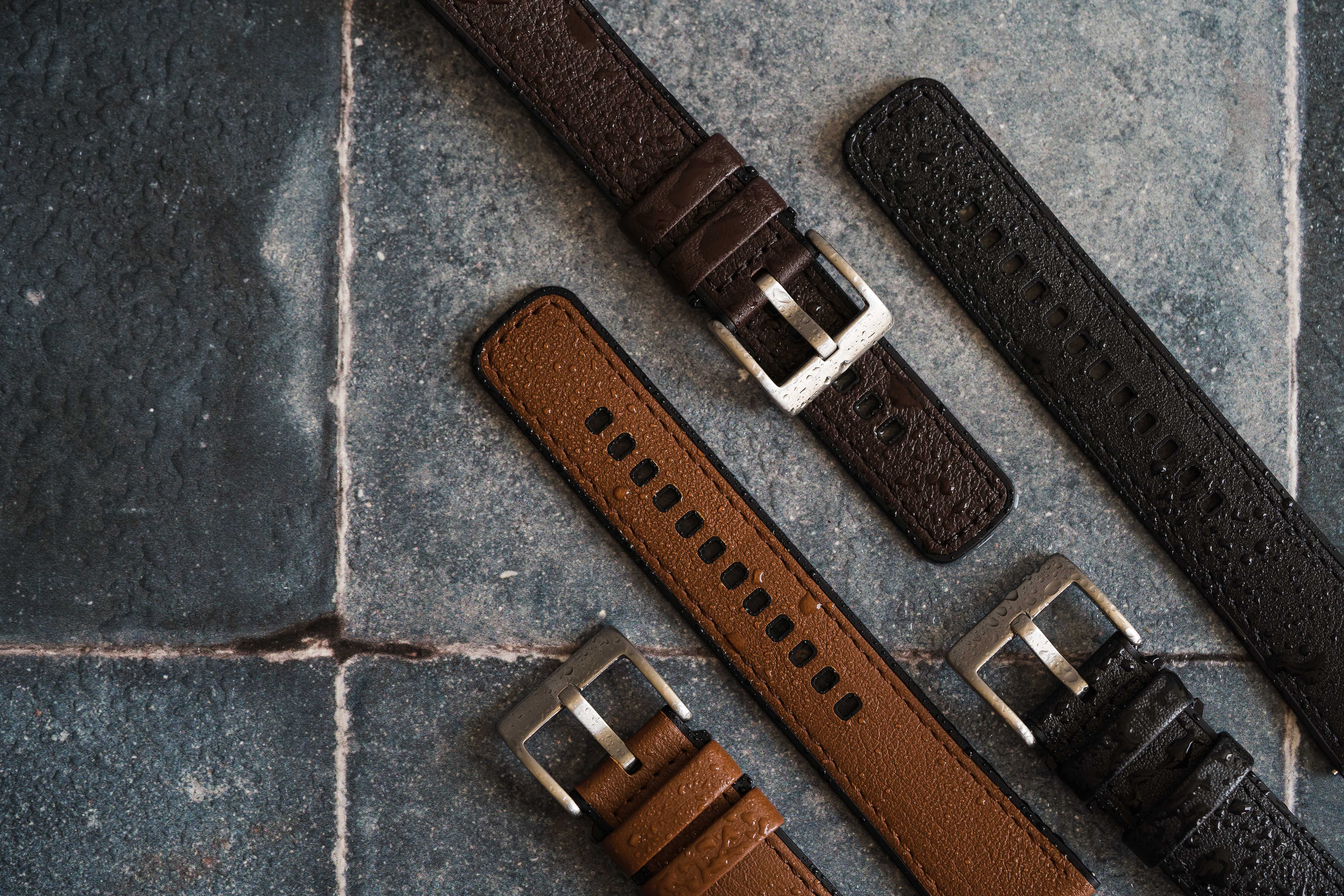 Apple Watch Black Pittards Water Resistant Leather Silicone Base Watch Band - Image 3