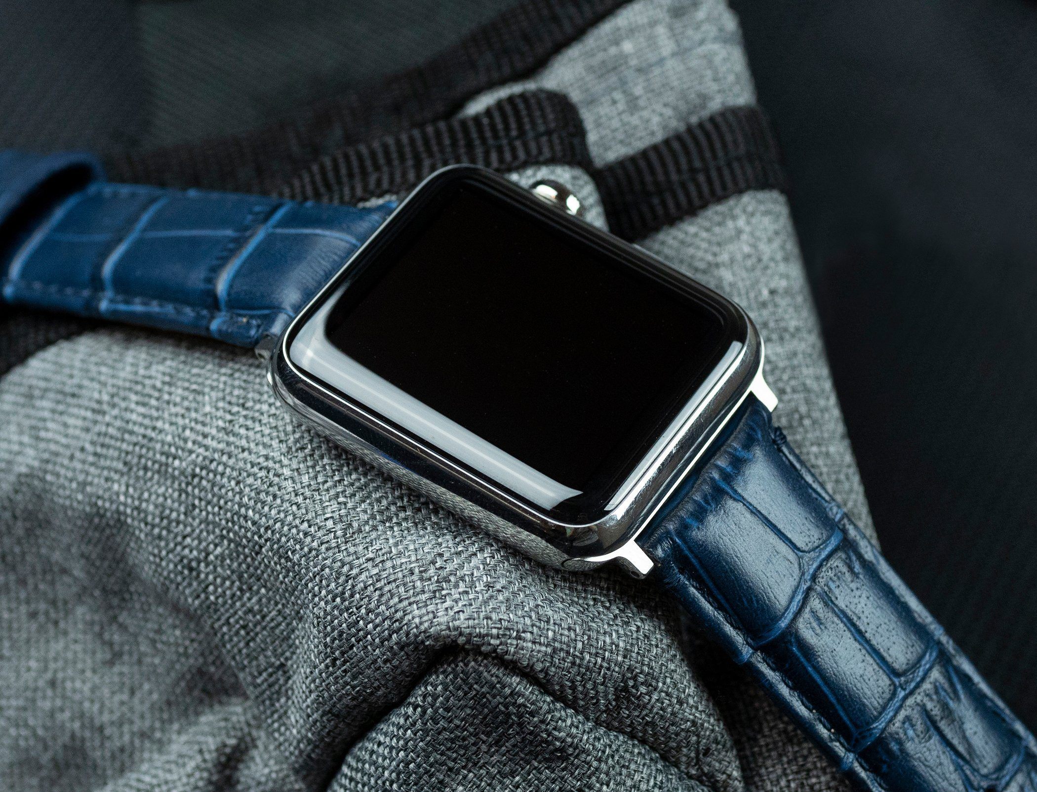 Apple Watch Navy Blue Alligator Grain Leather Watch Band - Image 5