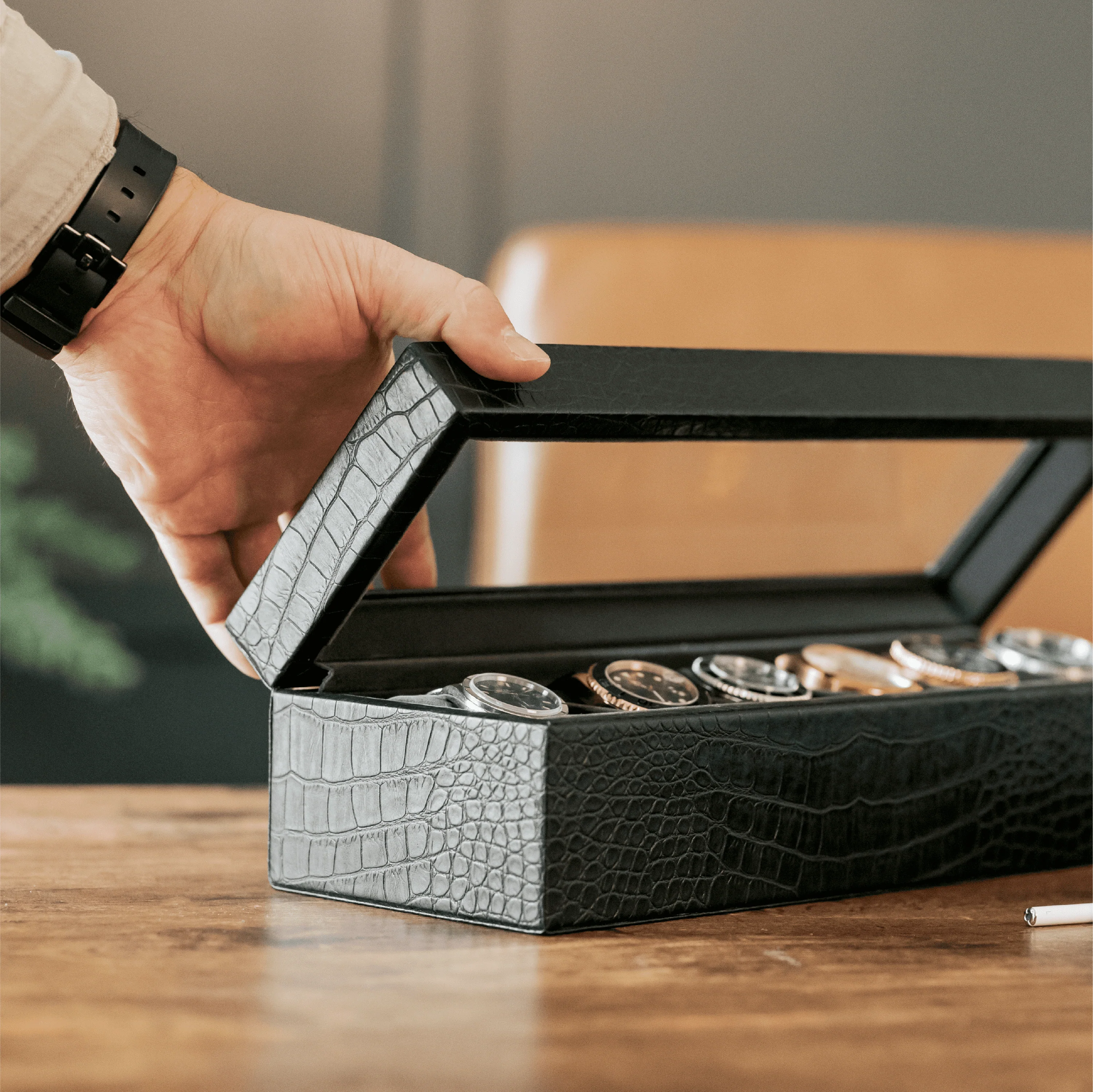 Faux Crocodile Watch Box - 6 Slot - Image 6