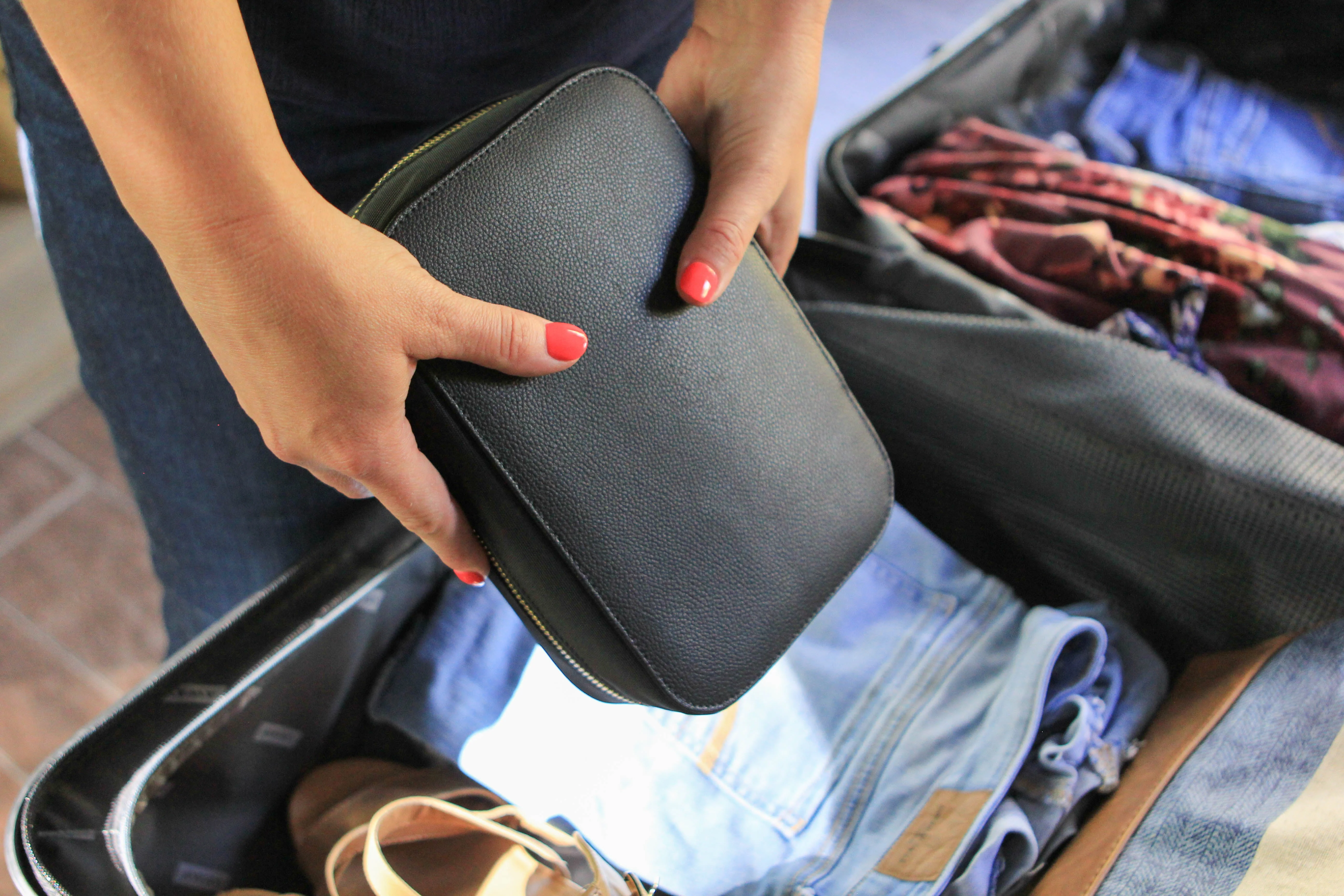 Large Travel Jewelry Organizer - Black - Image 10