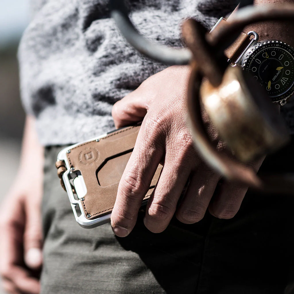 M1 MAVERICK™ TACTICAL WALLET - SINGLE POCKET RAWHIDE LEATHER - Image 15