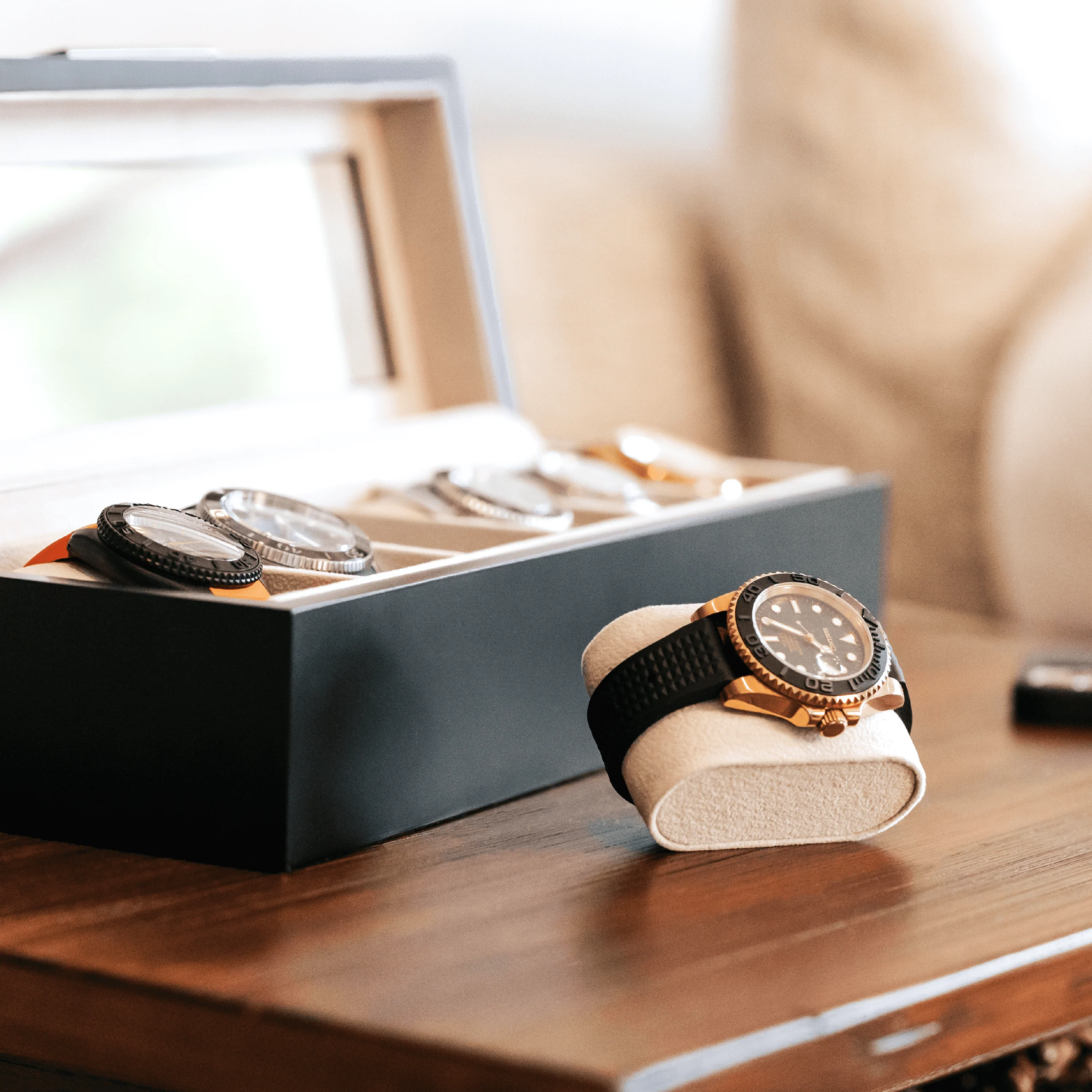 Modern Clip Watch Box - 6 Slot - Image 9