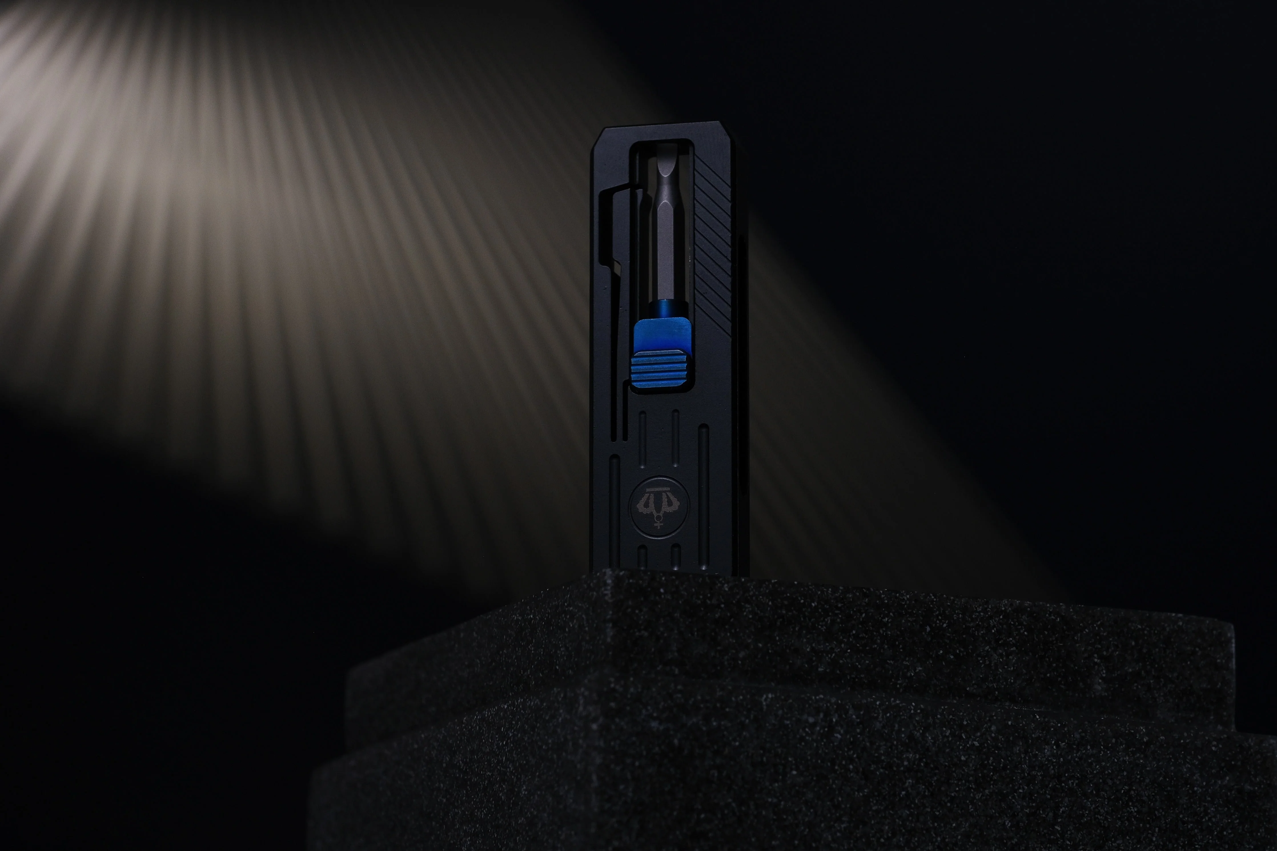 Slidecatch Black Titanium - EDC Tool - Image 12