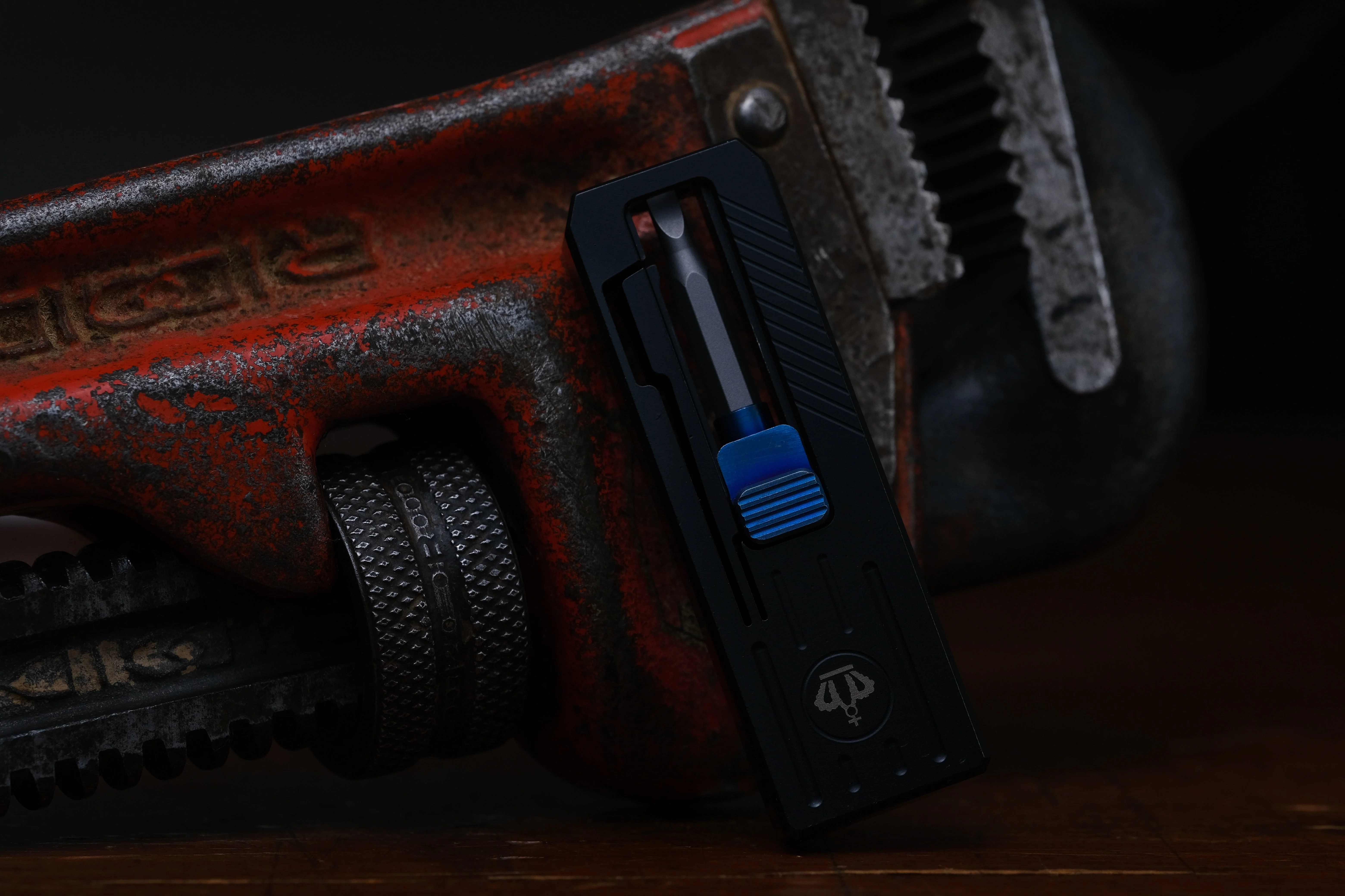 Slidecatch Black Titanium - EDC Tool - Image 13