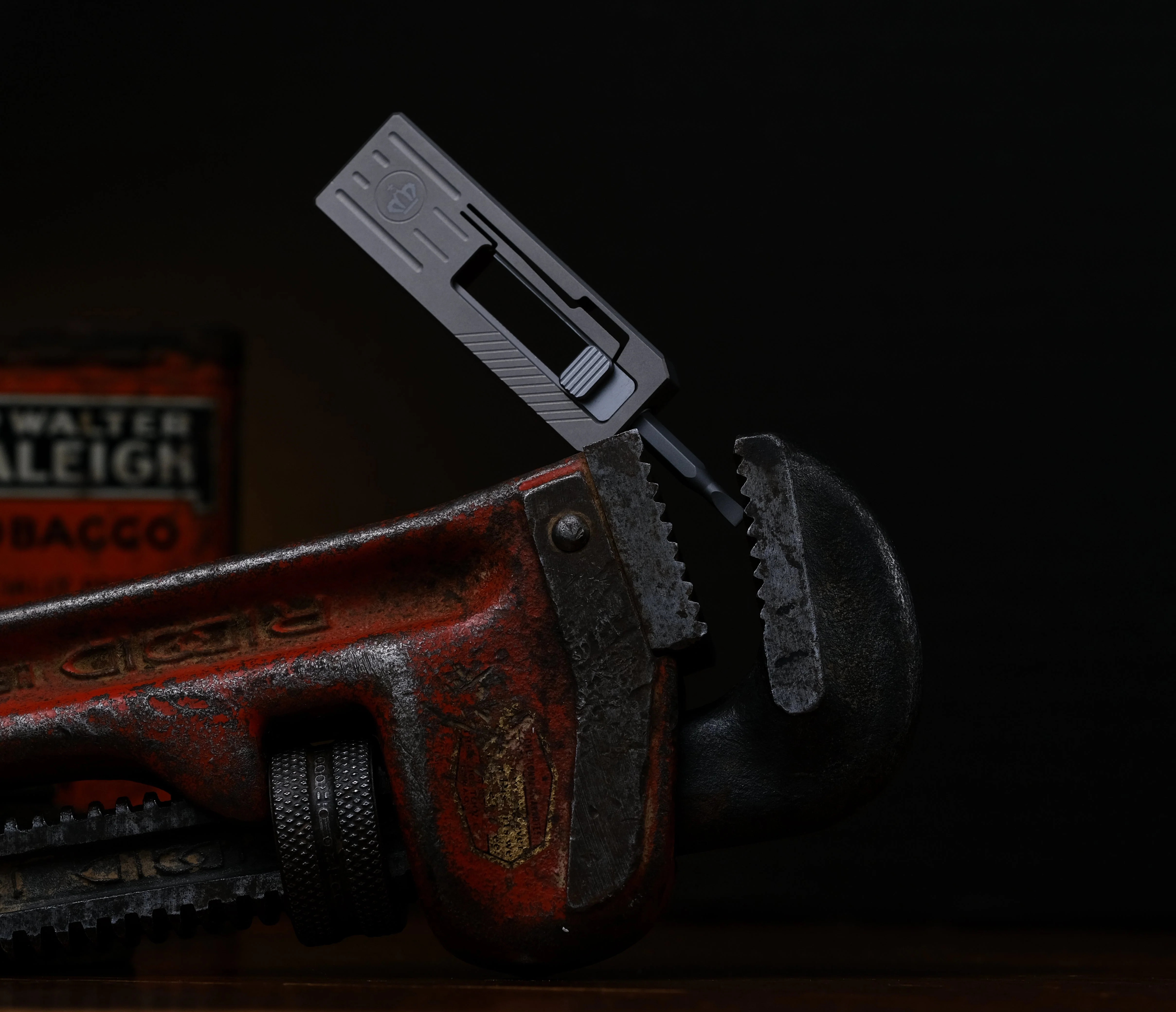 Slidecatch Grey Titanium - EDC Tool - Image 12