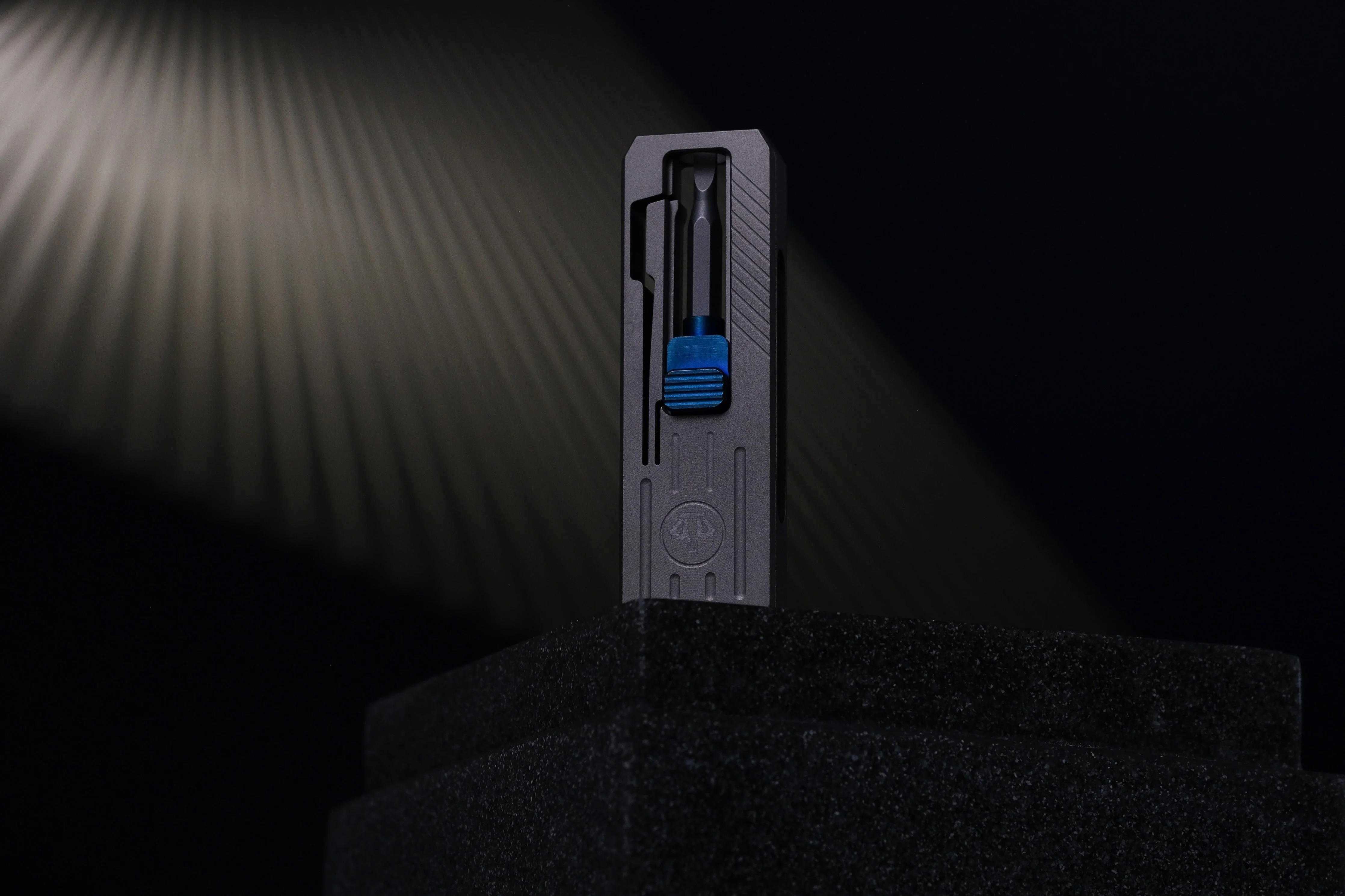 Slidecatch Grey Titanium - EDC Tool - Image 15