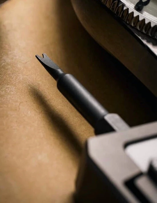 Slidecatch Grey Titanium - EDC Tool - Image 7