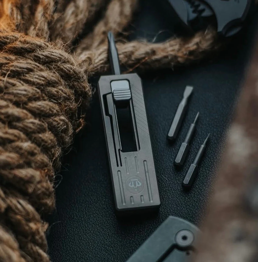 Slidecatch Grey Titanium - EDC Tool - Image 8