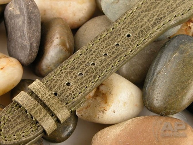 Vintage Green Bark Leather For IWC Big Pilot Tang - Image 4